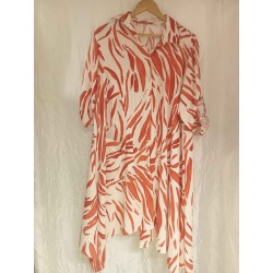 Robe grande taille, Robe rayures